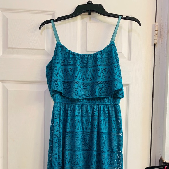 Dresses & Skirts - Dress